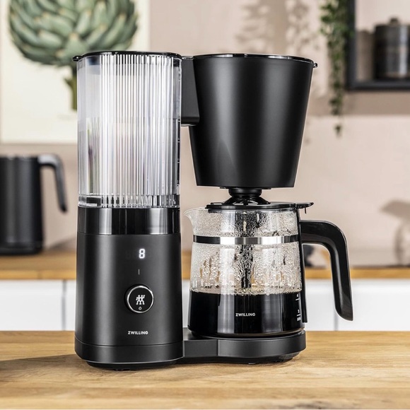 ZWILLING Enfinigy Drip Coffee Maker 12 Cup Awarded the SCA Black NEW